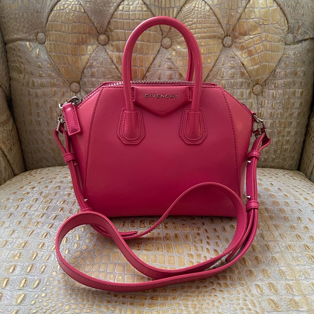 Givenchy Shiny Lord Calfskin Mini Antigona in Hot Pink - Picture 4 of 15